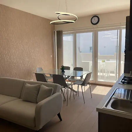 Lovely Three Bedroom Penthouse San Gwann Exterior photo