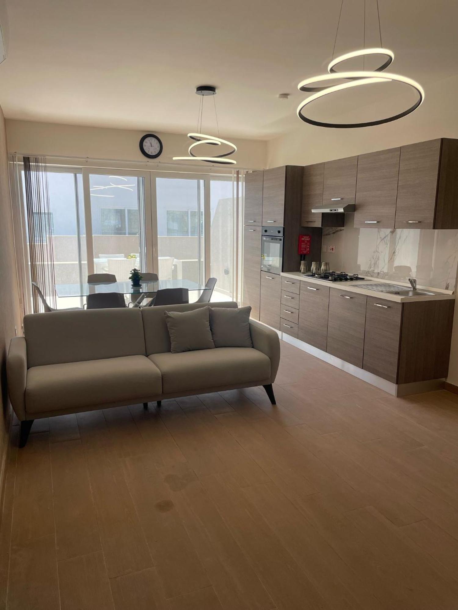 Lovely Three Bedroom Penthouse San Ġwann